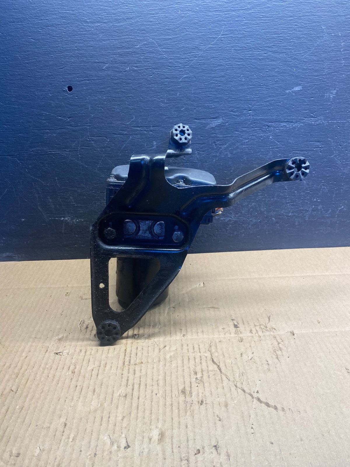2007 to 2013 BMW X5 E70 ABS Anti-Lock Brake Pump Module AD0474 DG2