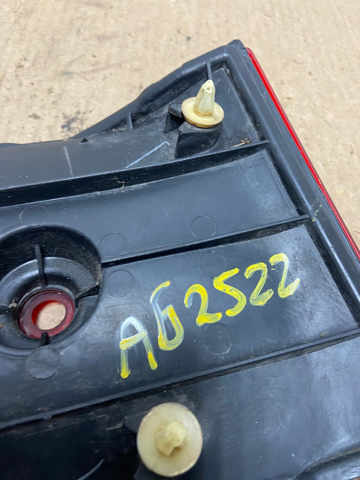 2002-2004 Honda Odyssey Right Passenger RH Side Tail Light Inner AG2522 LK6