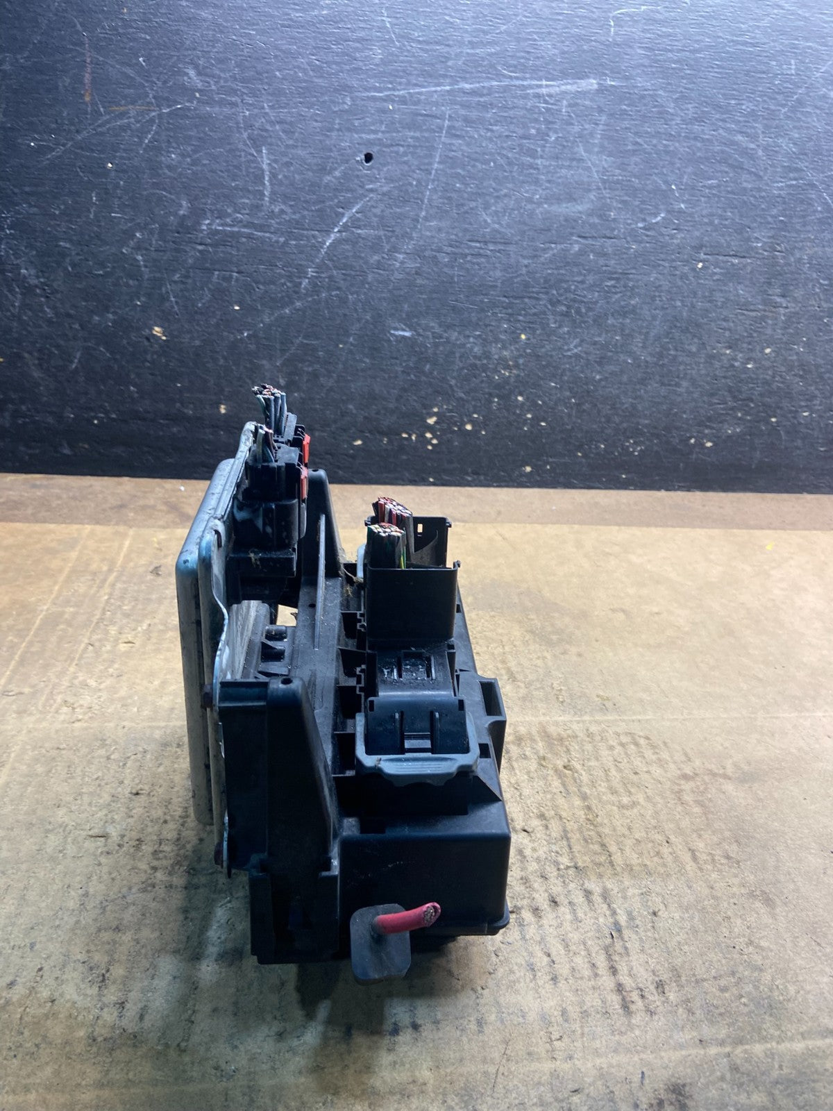 2007 Jeep Grand Cherokee Body Control Module BCM Power Fuse Box Y3749 DG2