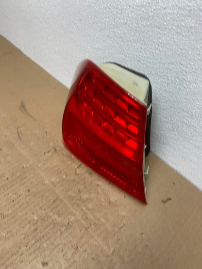 2009 2010 BMW 323i 325i 328i 335i 3 Series Left Driver Tail Light OEM AB8174 LK1