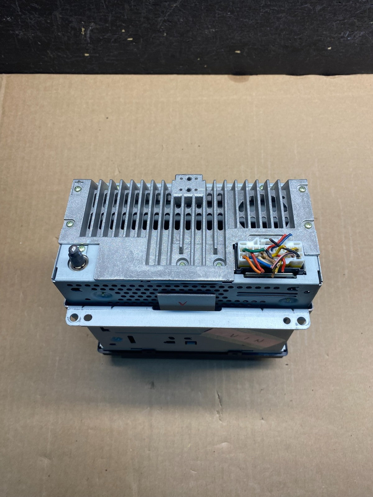 2006 - 2008 Kia Sedona Entourage Radio Stereo Receiver AM FM CD Player AE7882 DG5