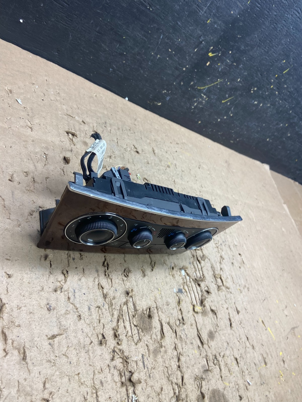2005-2009 Mercedes W203 C230 C240 A/C Heater Climate Control Trim T8876 DG2
