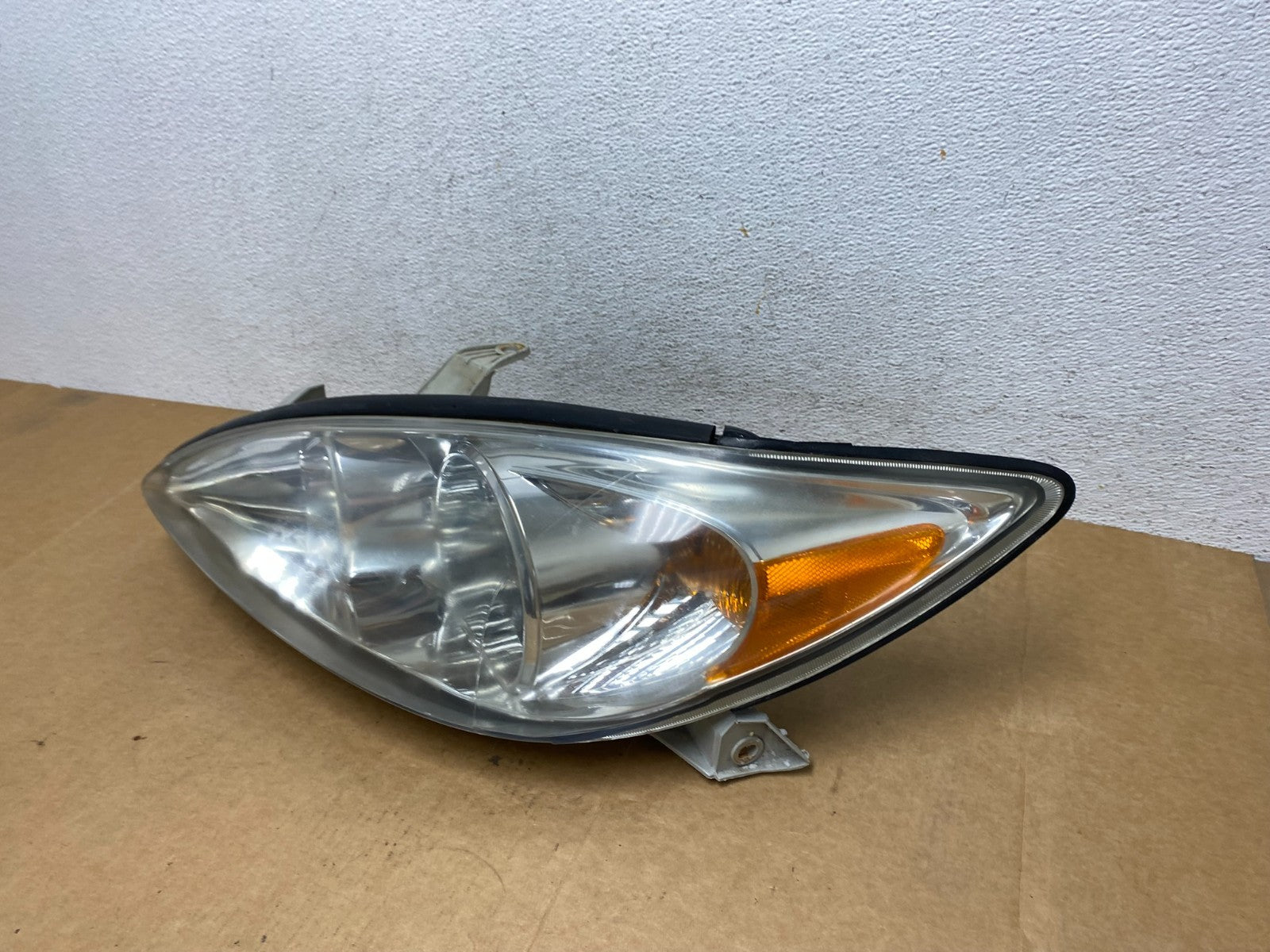 2002 2003 2004 Toyota Camry Left Driver Lh Side Halogen Headlight DEPO AE2942 DW1