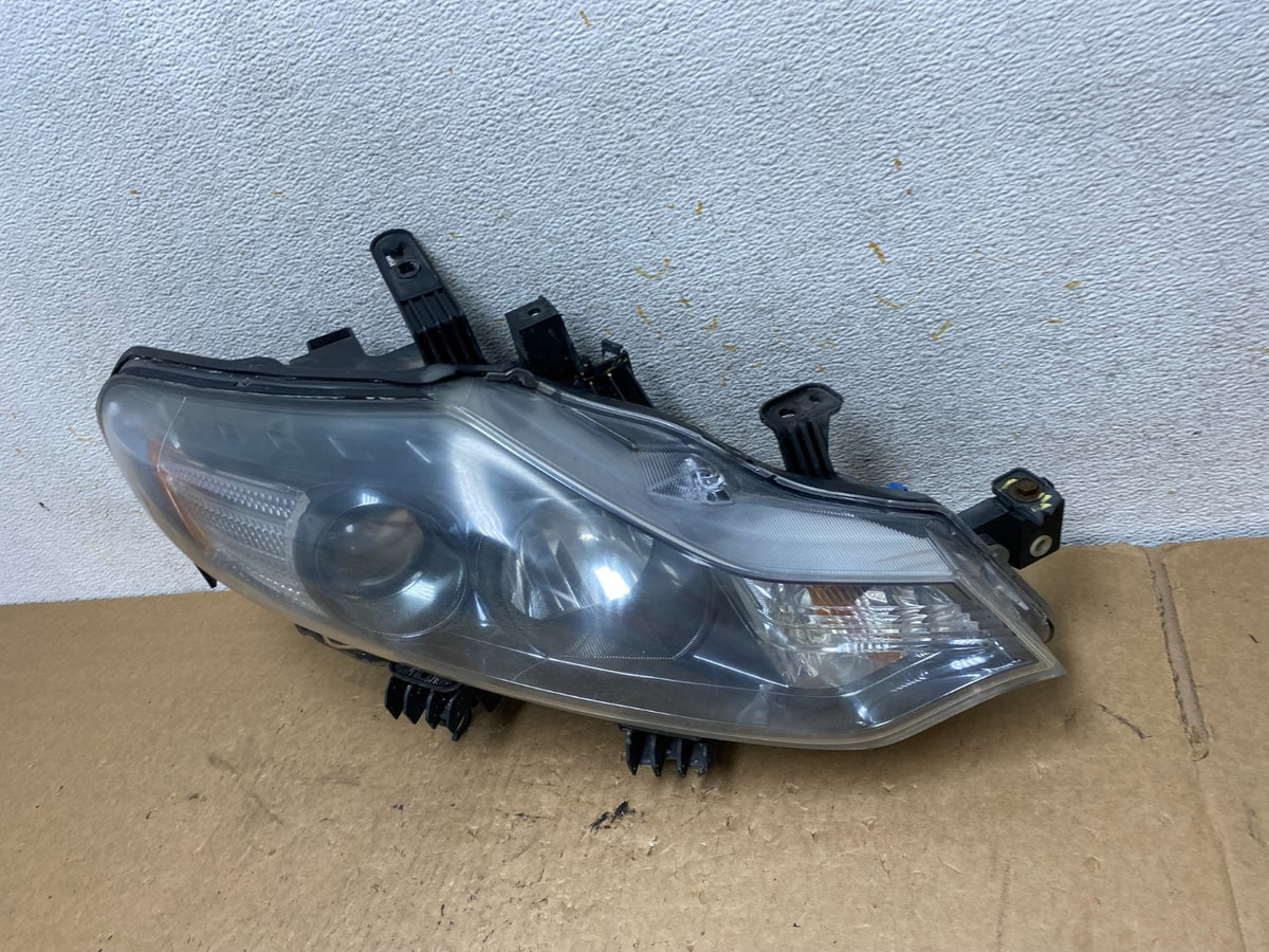 2011 to 2014 Nissan Murano Headlight Right Passenger Rh Halogen AI3564 DW1