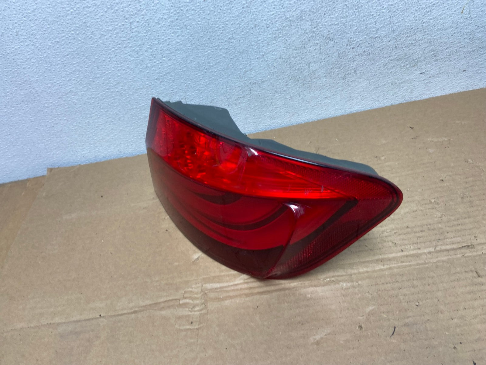 2011 2012 2013 BMW 5 Series F10 Right Passenger Rh Side Tail Light AD3927 LK1