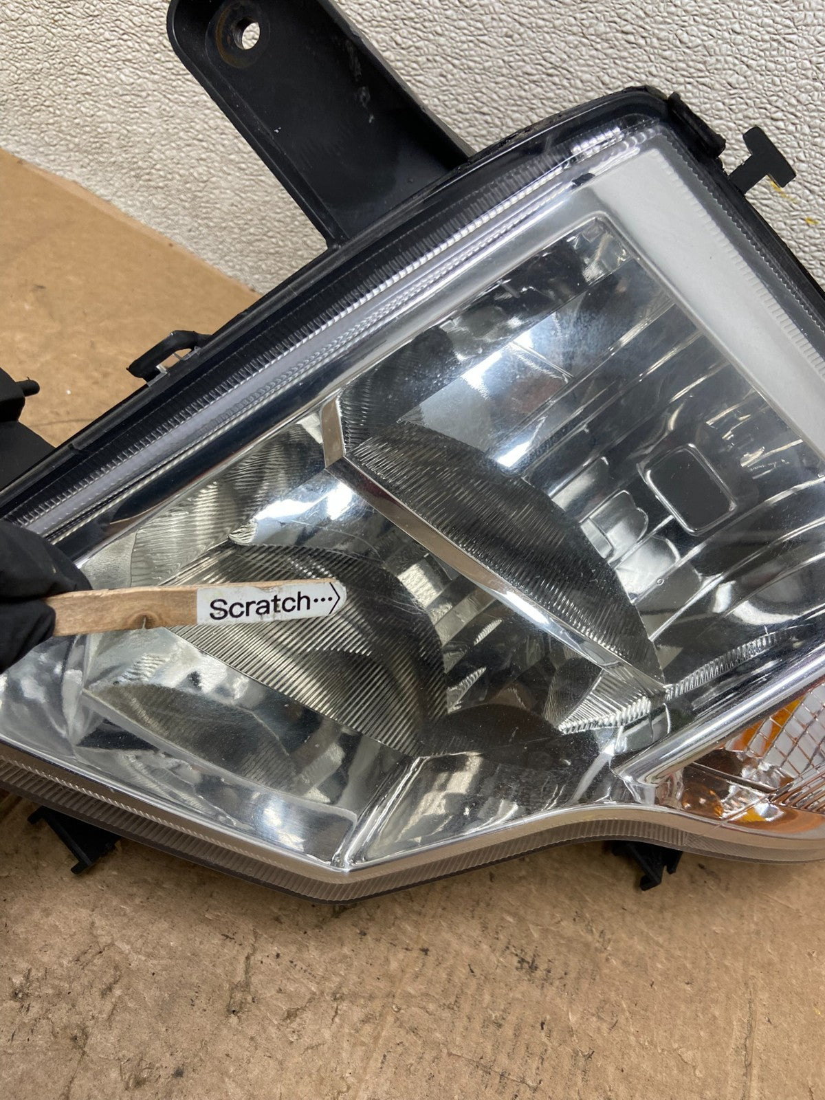 2007 to 2010 Ford Edge Left Driver Side Halogen Headlight AA35653