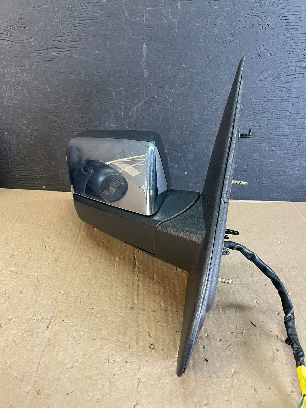 2007 to 2014 Lincoln Navigator Right Passenger Heat Door Mirror AD5904 DW1