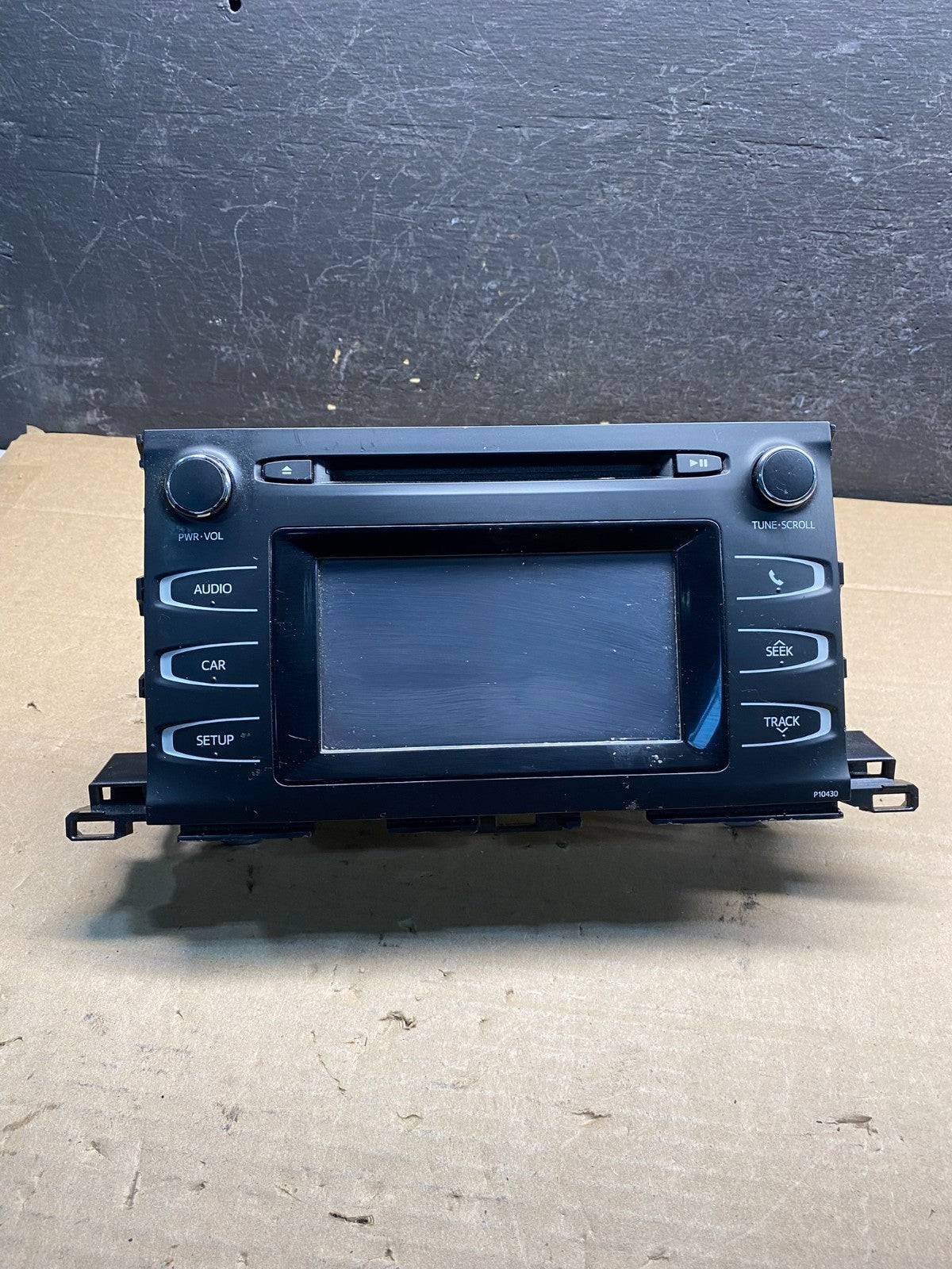 2014 - 2019 Toyota Highlander Radio AM FM Single CD Touch Screen AE8175 DG0