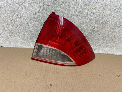 2010-211 Mercury Milan Right Passenger RH Side Tail Light AH5719 LK0