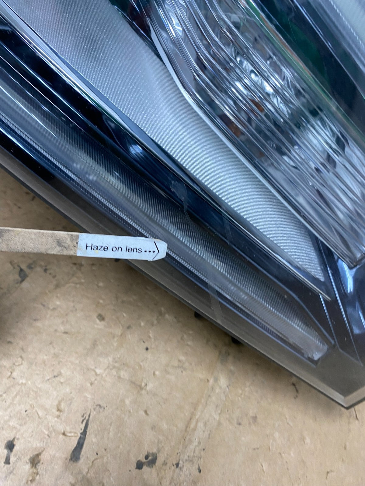 2013-2016 Gmc Acadia Xenon HID Right Passenger RH Side Headlight AD0511 DW4