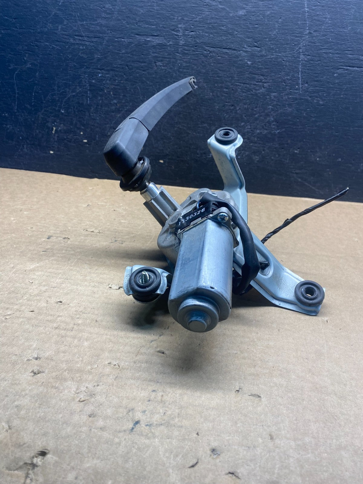 2014-2015 Kia Sorento Rear Glass Windshield Wiper Motor af6630 DG4