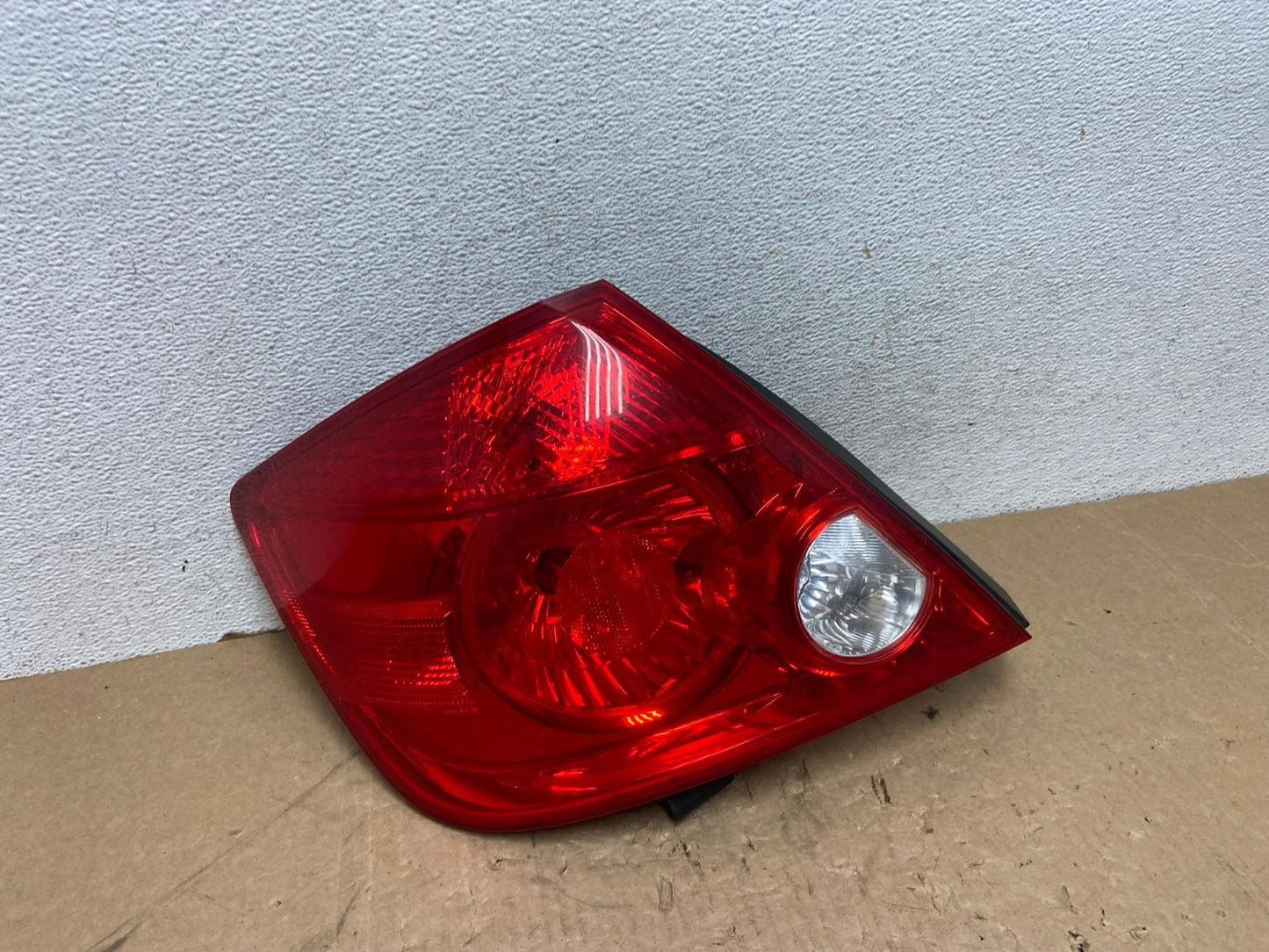 2005 2006 2007 Scion TC Tail Light Left Driver Lh Side A1132 LK0