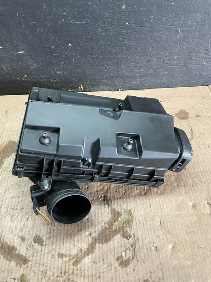 2007 to 2010 BMW X5 Air Intake Cleaner Filter Housing Box M8984 DG6