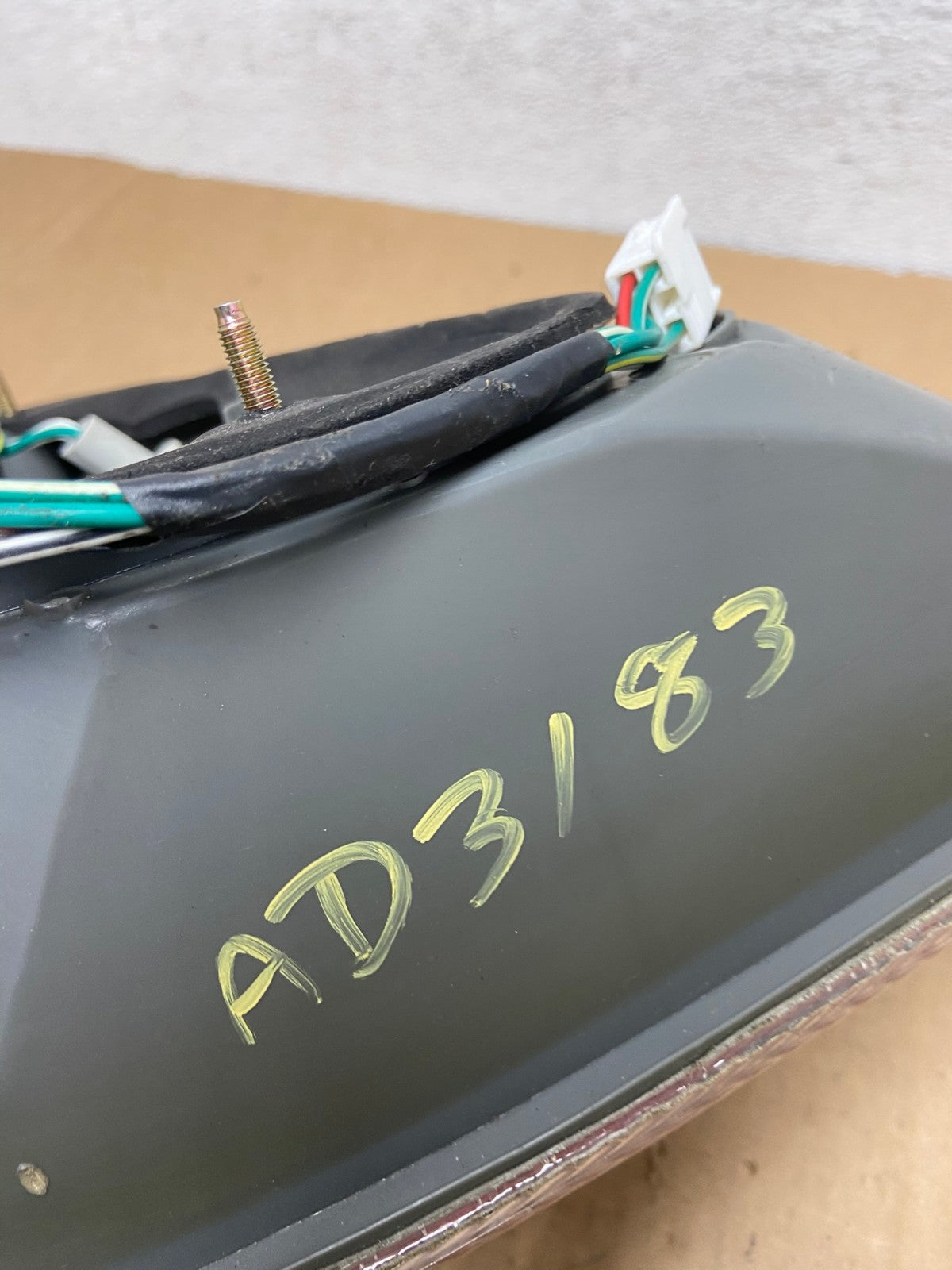 2005 to 2006 Toyota Camry Tail Light Right Passenger Side AD3183 LK7