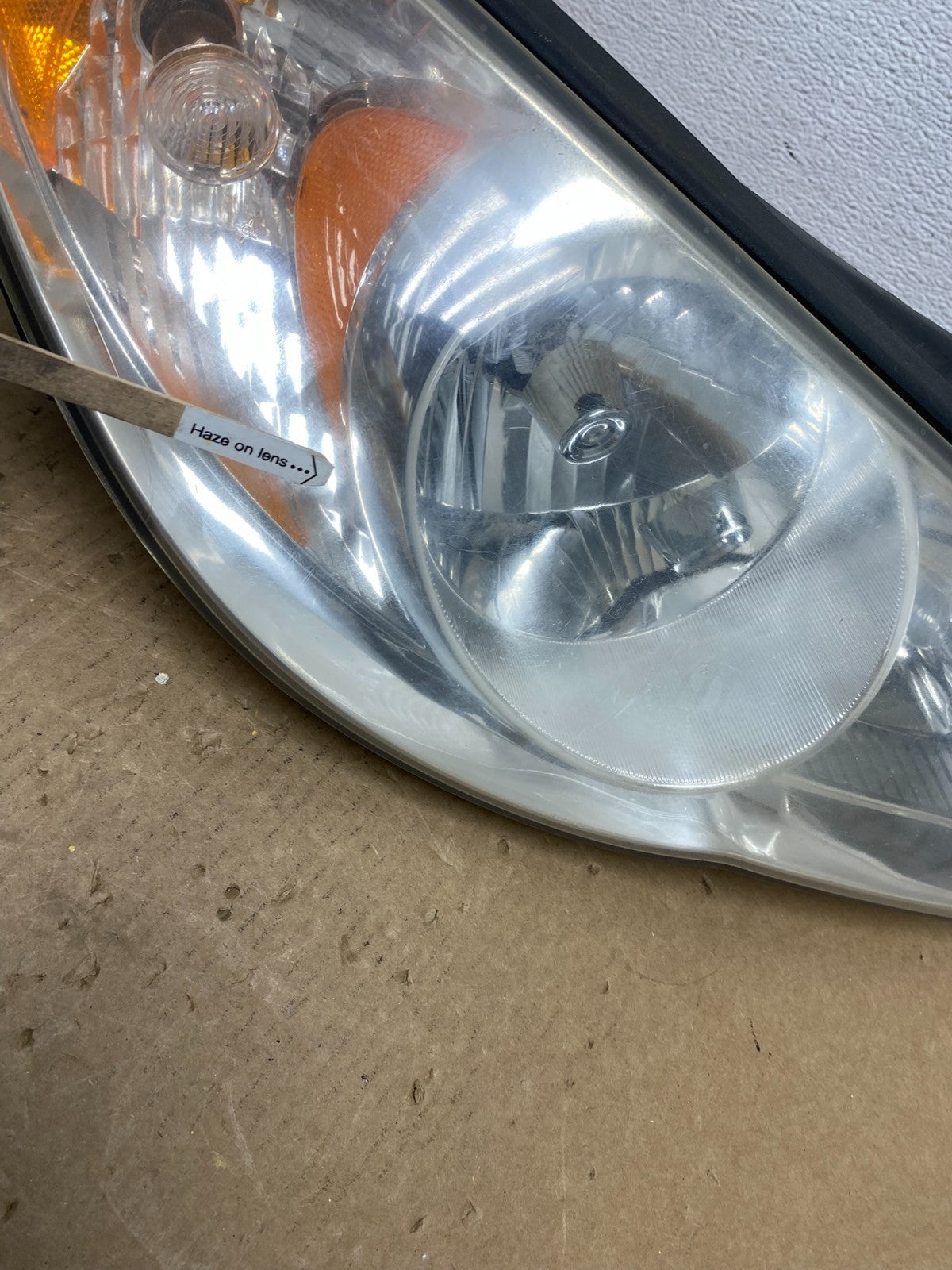 2007 2008 2009 2010 Hyundai Elantra Right Passenger Side Headlight AC1207 DW4