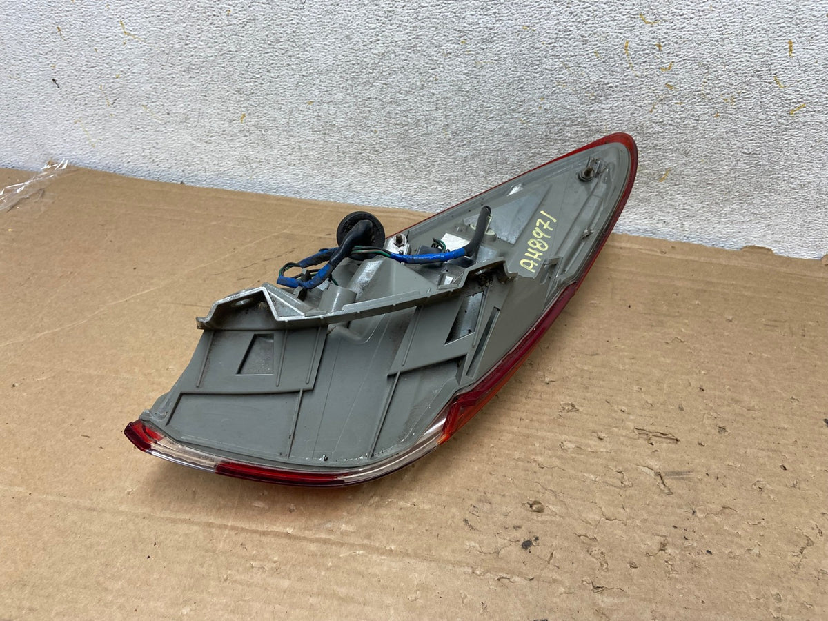 2011 - 2014 Nissan Murano Right Passenger Side RH Tail Light AH8971 LK3