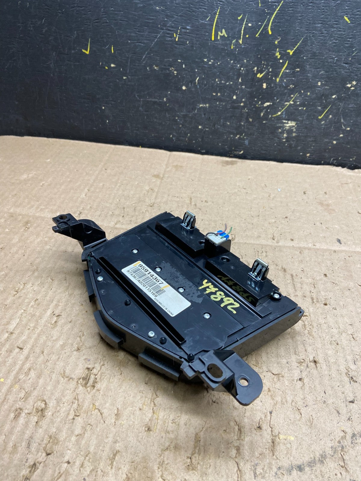 2012 - 2014 Chevrolet Cruze Climate Control A/C Panel OEM Y7892 DG3