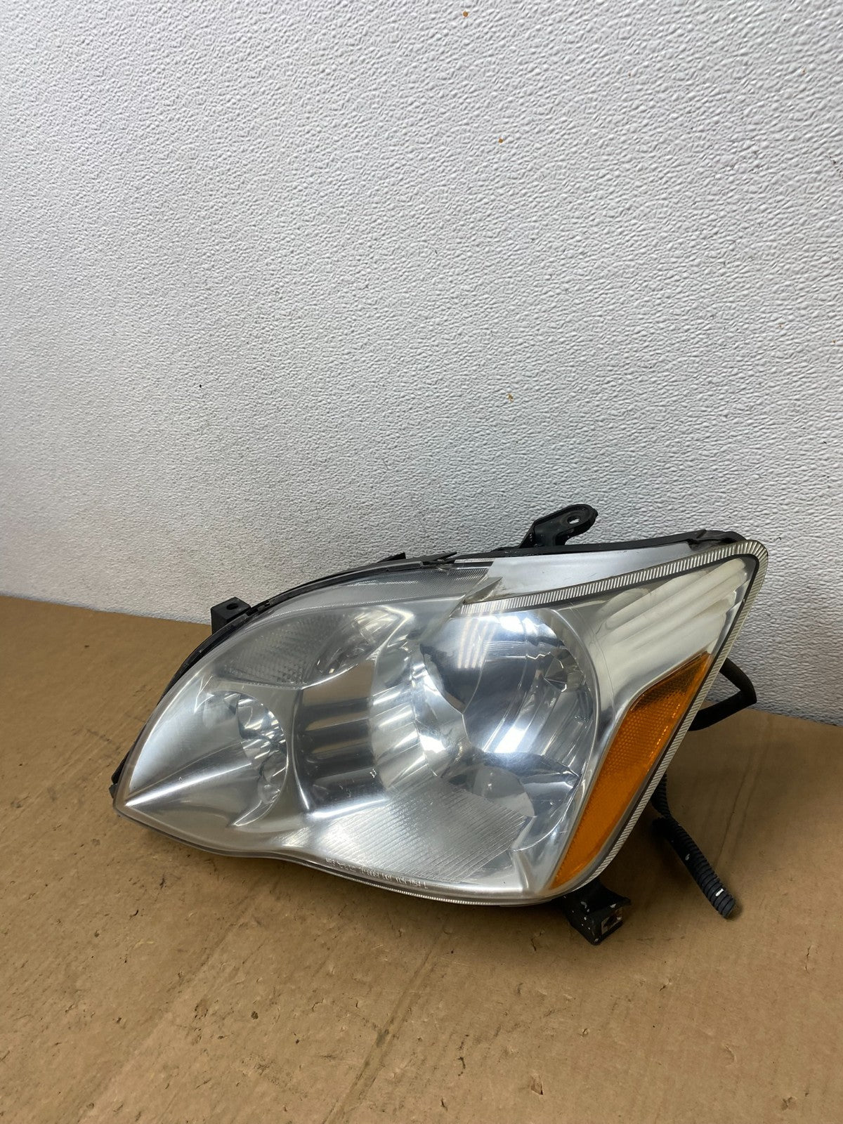2005 2006 2007 Toyota Avalon Left Driver Lh Side Halogen Headlight AD1200 DW1