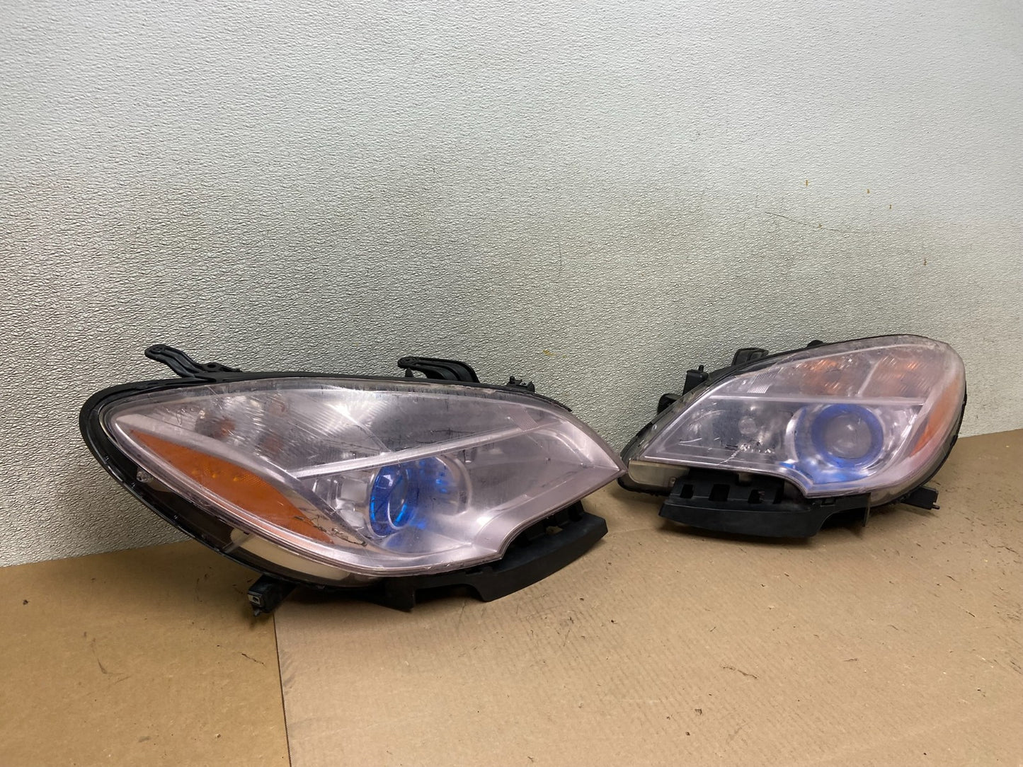 2013 2014 2015 2016 Buick Encore Left+Right Set Side Halogen Headlight AA0311 DG2