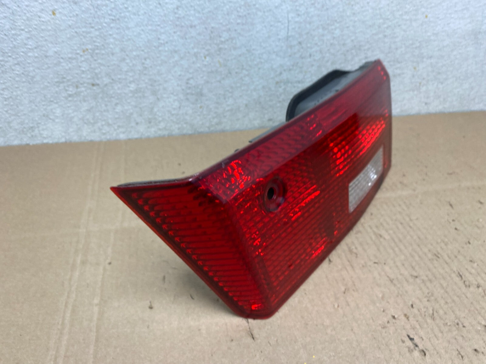 2005  Honda Accord Sedan Right Passenger Inner Tail Light Oem J9697 DW2