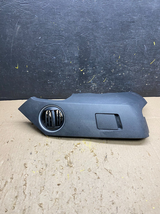 2009-2015 Honda Pilot Right Passenger Dash Vent Center Panel Bezel OEM U5302 DG0