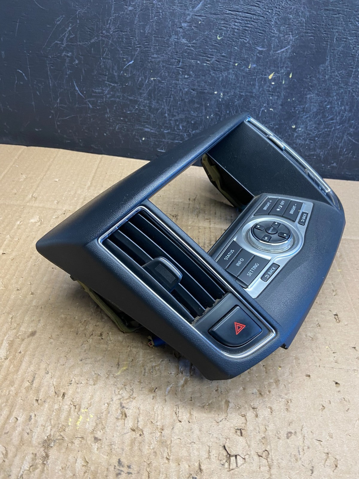 2009 to 2014 Nissan Maxima Radio Audio Panel Control Bezel Trim AD2001 DG1
