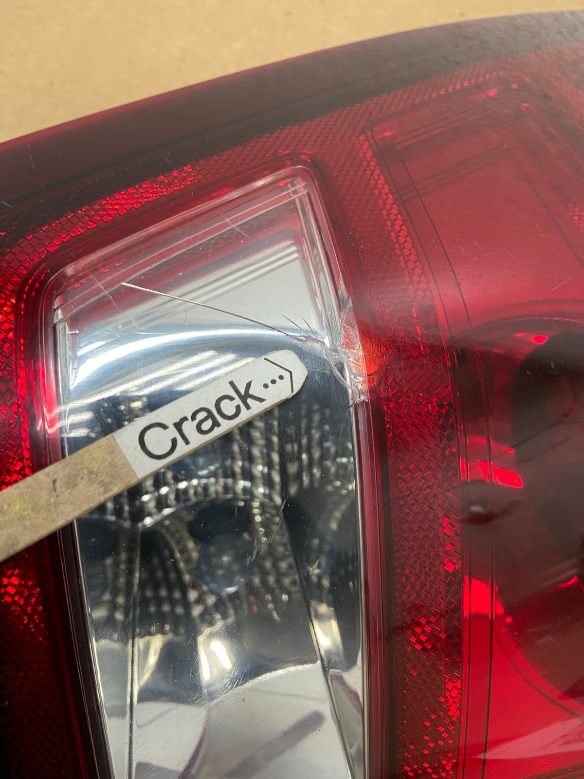 2005 to 2006 Jeep Grand Cherokee Left Driver Side Lh Tail Light AD3969 LK4