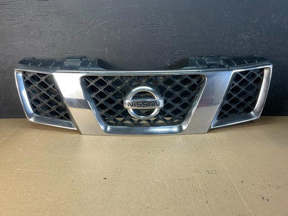 2005 2006 2007 Nissan Pathfinder Chrome Front Upper Grill Grille AF52710