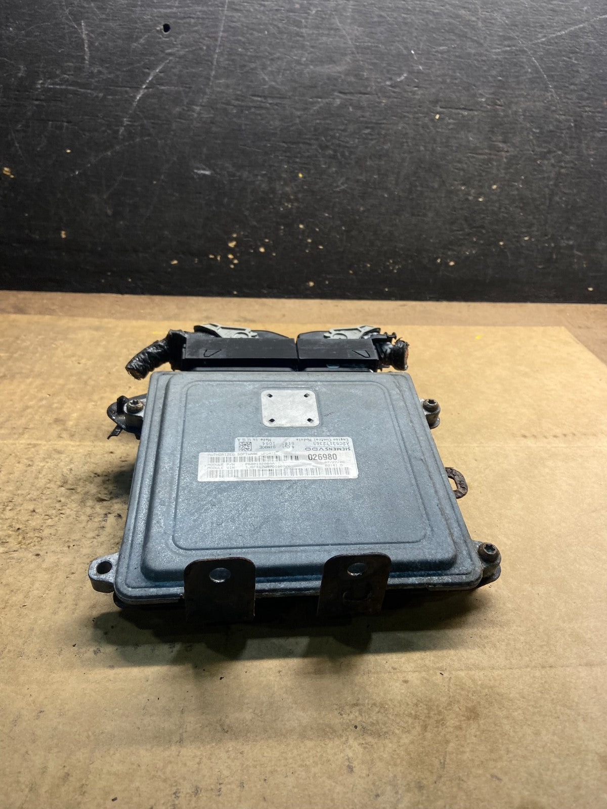 2007 Dodge Caliber Computer Brain Engine Control ECM p68019208aa Y4615 DG0