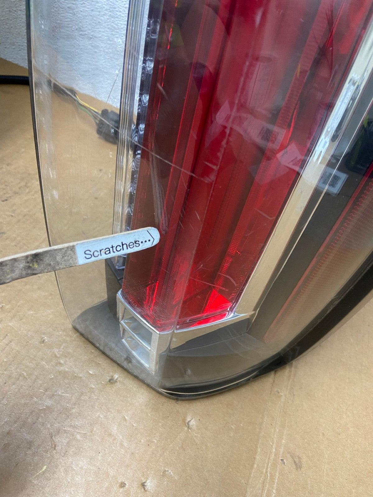 2007 to 2014 Cadillac Escalade Left+Right Set Side LED Tail Lights AE0683 LK4