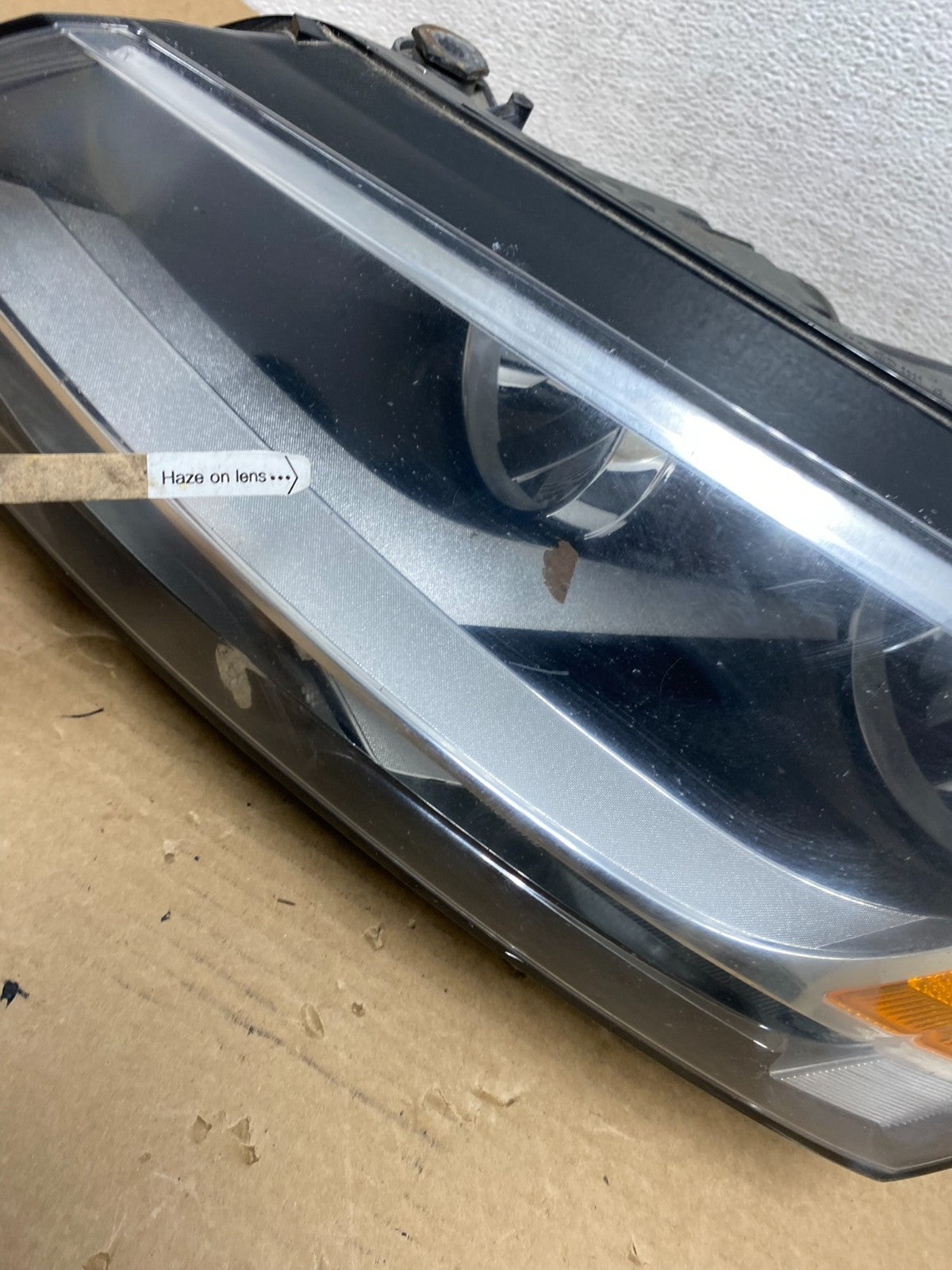 2011 to 2014 Volkswagen Jetta Left Driver LH Headlight Halogen AD3850 DW4