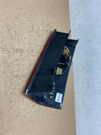 2003 to 2017 Chevrolet Express 1500 Left Driver Side Tail Light Oem N1468 DW4