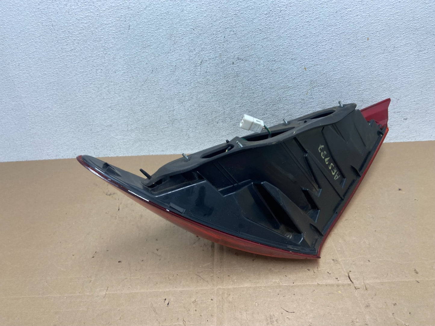 2013-2016 Hyundai Genesis Coupe Right Passenger RH Tail Light AE5987 DG6