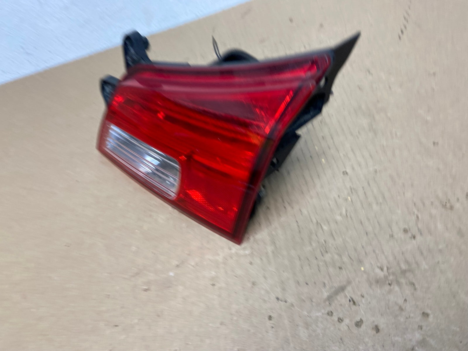 2010 - 2014 Subaru Outback Right Passenger RH Inner Tail Light OEM AC1159 LK1