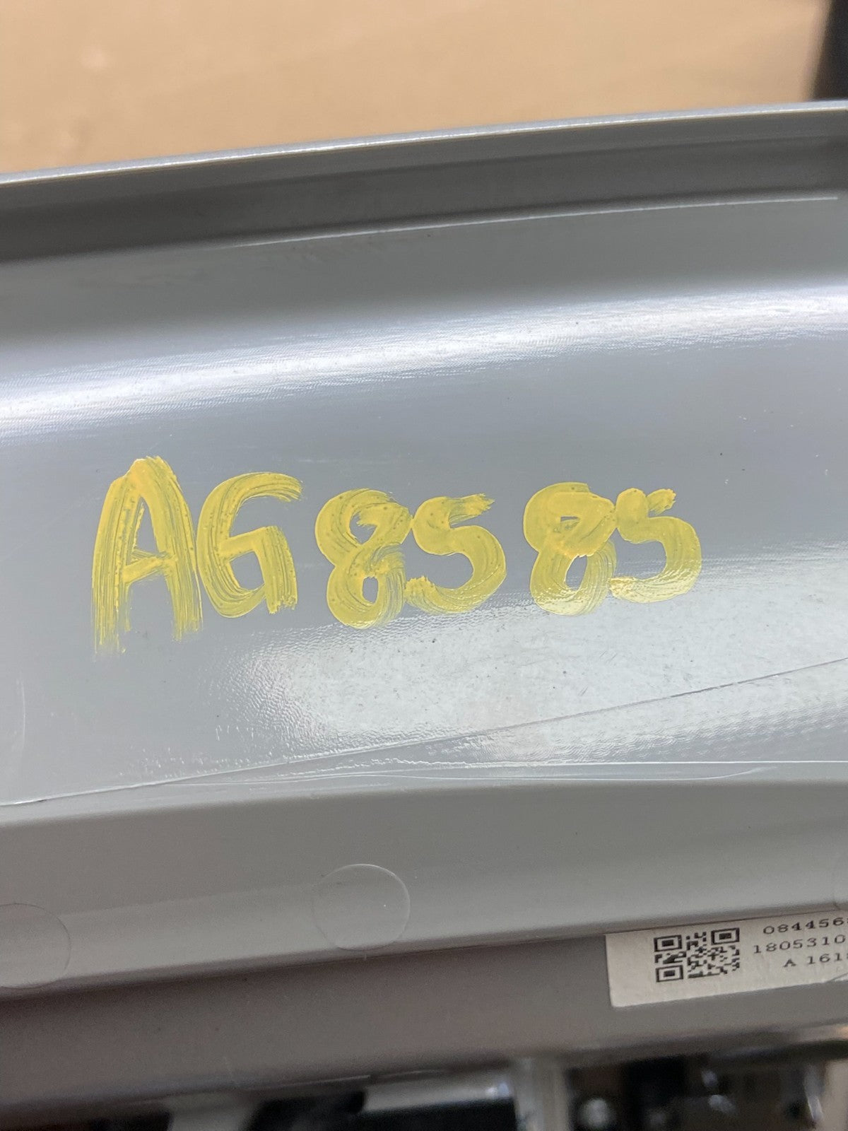 2015-2017 Chevrolet Suburban Tahoe Overhead Map Dome Light Lamp AG8585 DG6