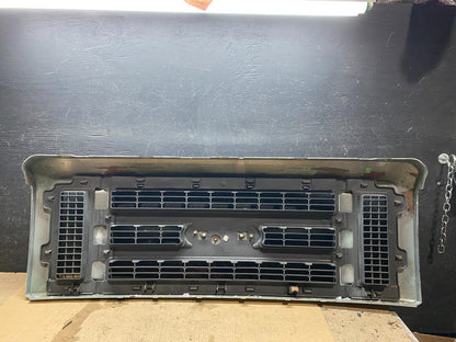 2008-2014 Ford Econoline E150 E250 Front Upper Chrome Grill Grille Oem X3216 DG9