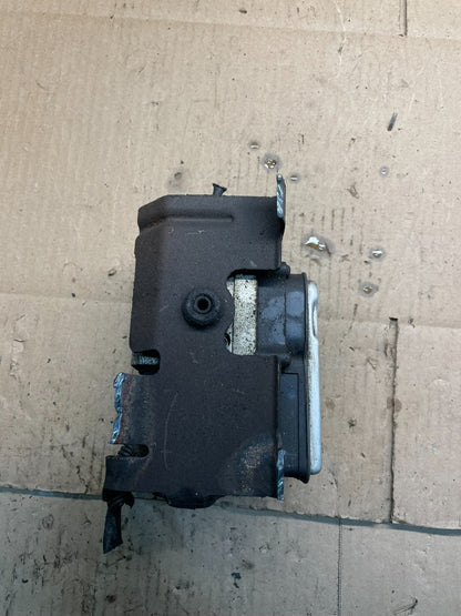 2004-07 Chevrolet Express ABS Pump Control OEM 13567136 Module v9085 DG3