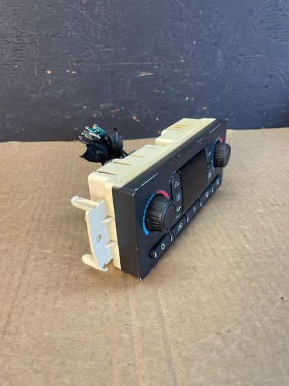 2003 to 2006 Chevrolet Silverado HVAC Heater Climate Control Module AF3649 DW1