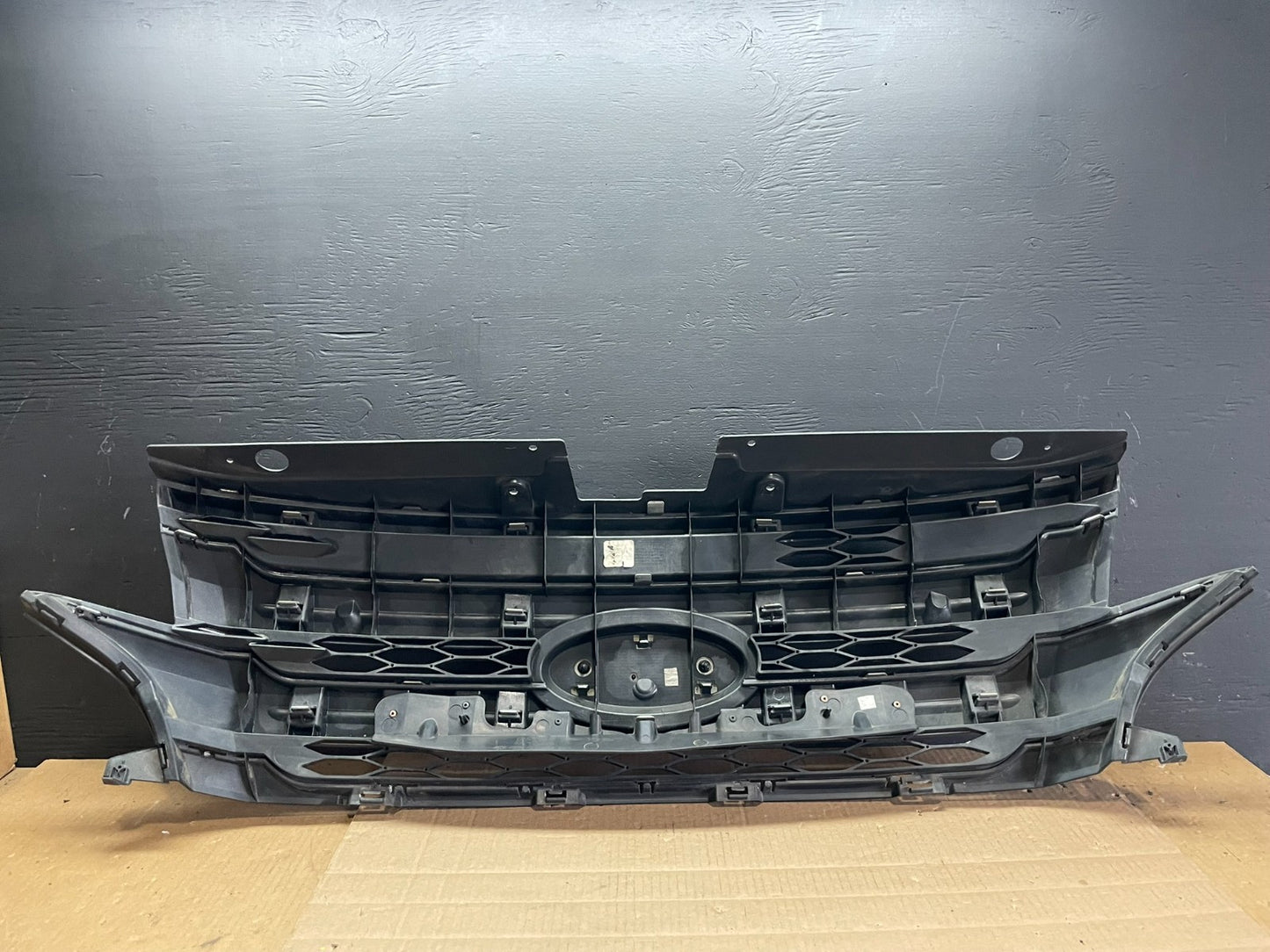2011 2012 2013 Ford Edge Front Upper Chrome Grille Grill  ab7629 DG5