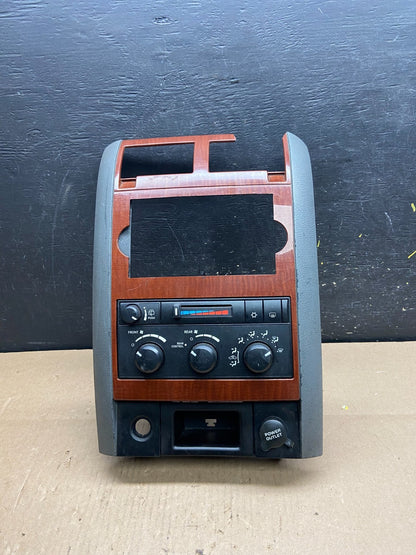 2005-2009 Dodge Durango Heat AC Climate Temperature Control Radio Bezel T4605 DG0