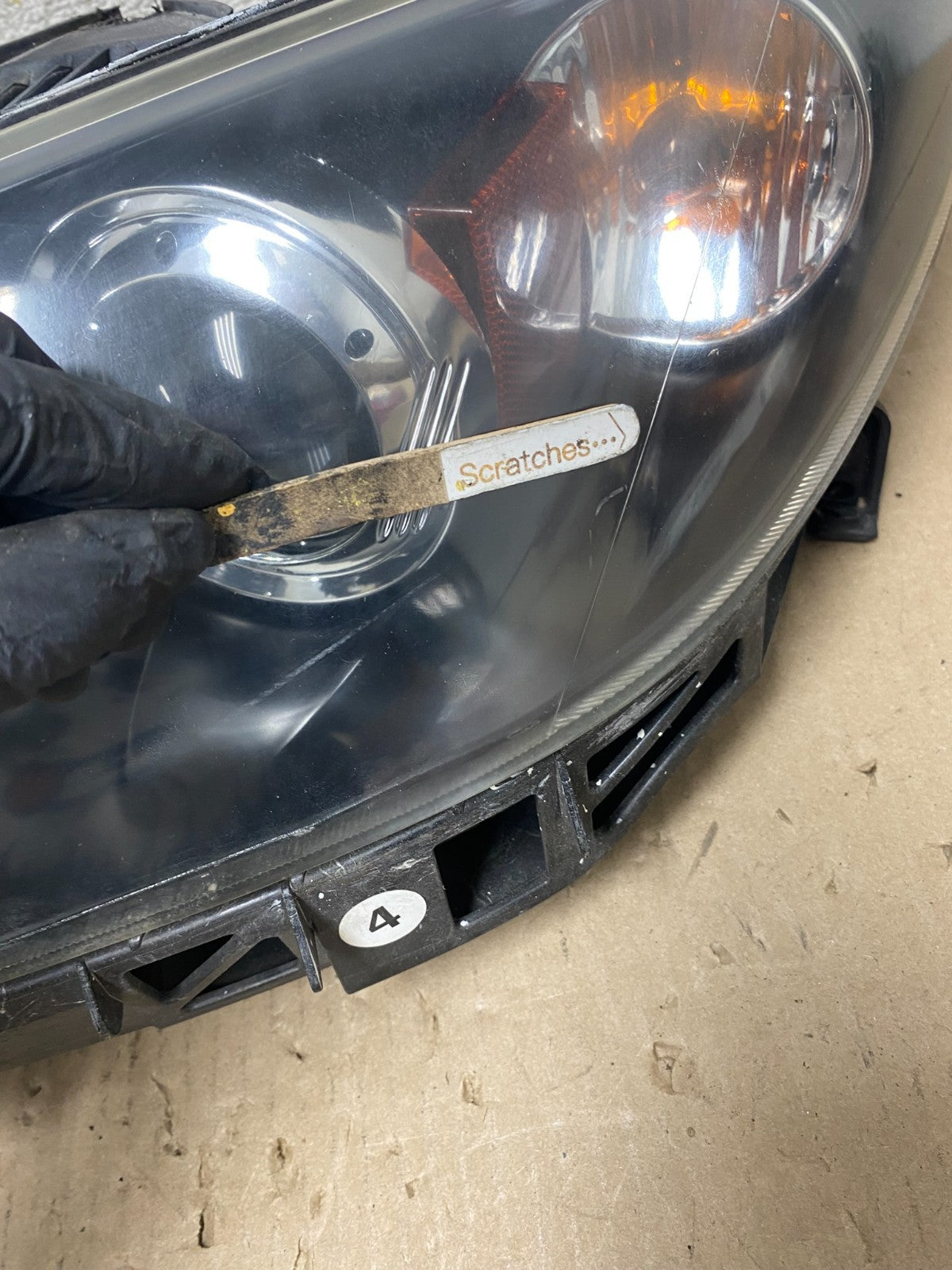 2004 to 2009 Mazda 3 Sedan Left Driver LH Side Headlight AI2270 DW4