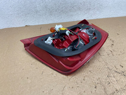 2004 to 2008 Suzuki Forenza Left Driver LH Side Tail Light AF8414 DW6