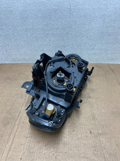 2000-2003 Bmw X5 E53 Headlight Right Passenger Rh Side Halogen OEM AA63775