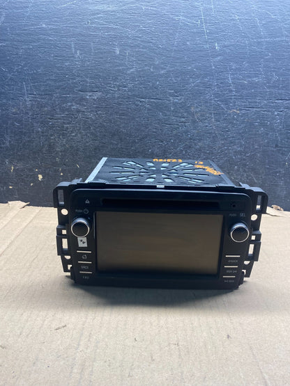 2013 to 2017 Chevrolet Traverse Am Fm Cd Player Radio Screen Display AJ0504 DG0