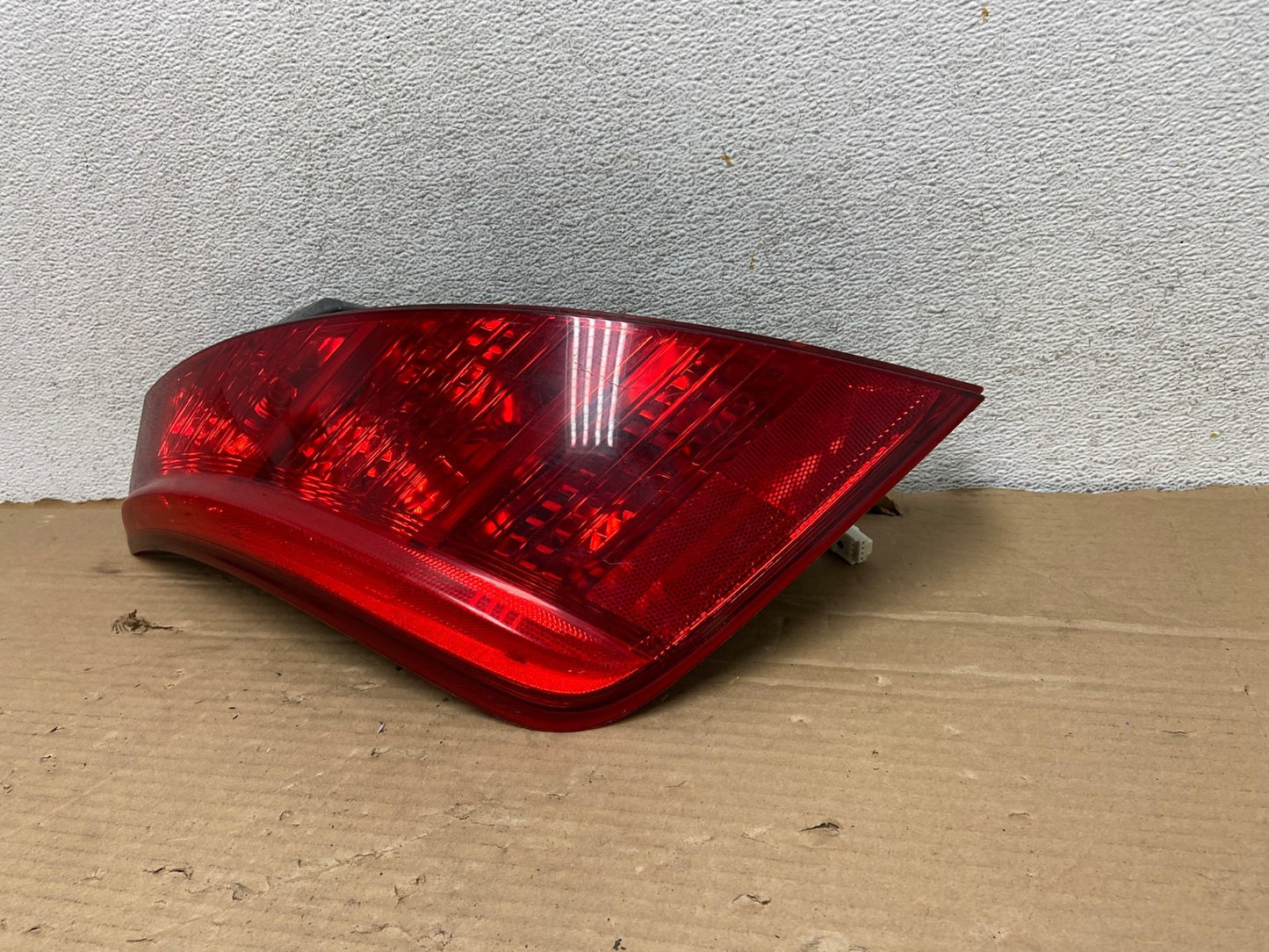 2003 2004 2005 Nissan Murano Left Driver Lh Side Tail Light AG8200 LK2