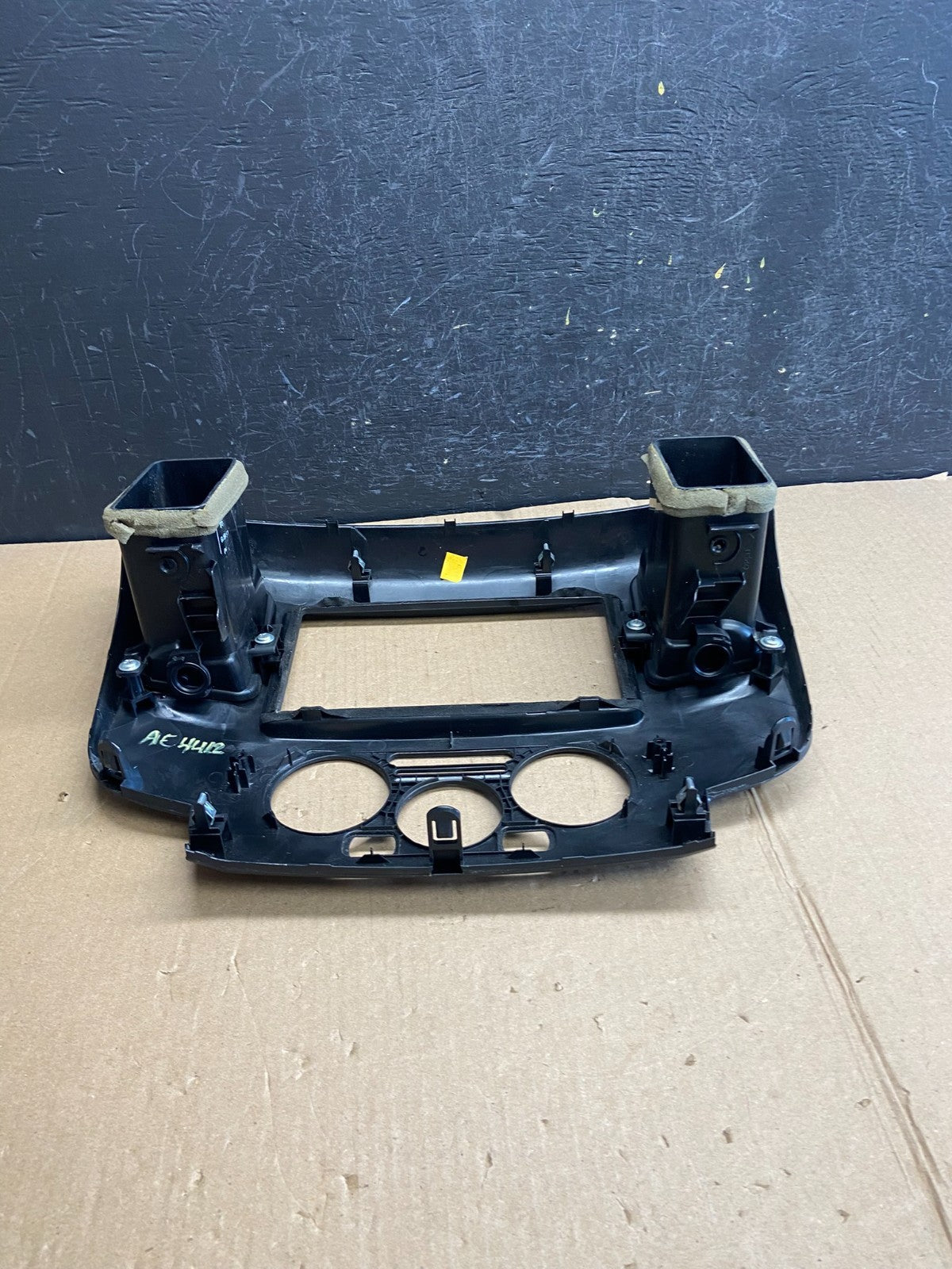 2013-2021 Nissan NV200 Center Console Radio Climate Control Air Vent ae4412 DG4