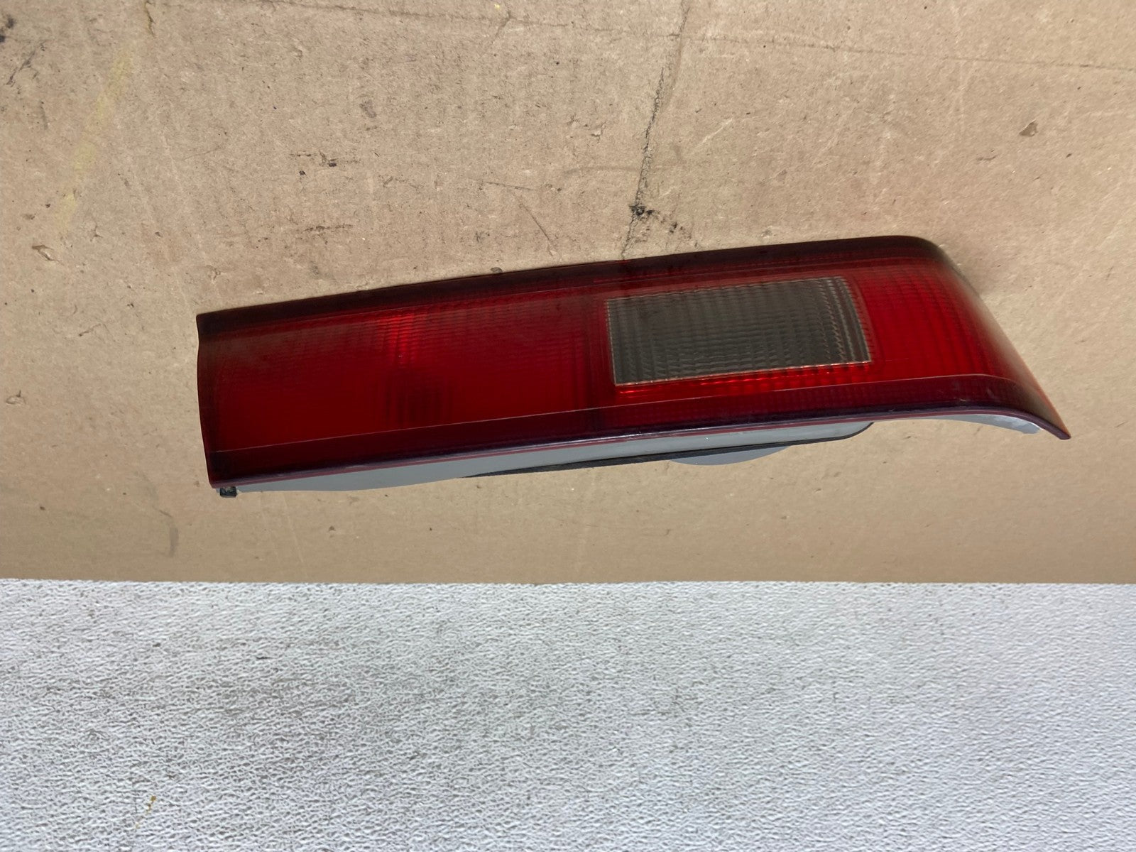 1997 1998 1999 Toyota Camry Tail Light Inner Left Driver LH Inner AE6856 LK0