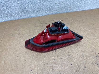 2009 to 2012 Audi A4 Sedan Right Passenger Rh Inner Tail Light T3151 DW4