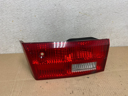 2005  Honda Accord Sedan Right Passenger Inner Tail Light Oem J9697 DW0