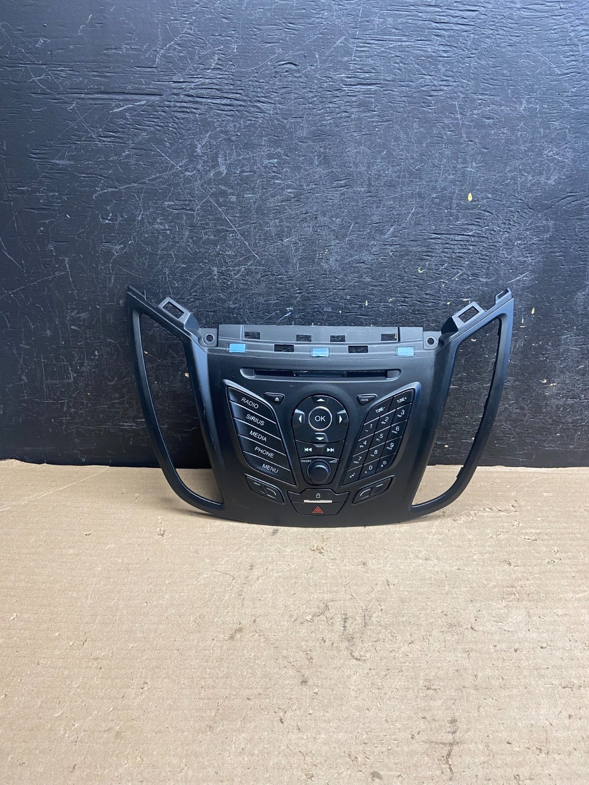 2013 2014 2015 2016 Ford Escape Dash Radio Control Panel Bezel AH5398 DG0